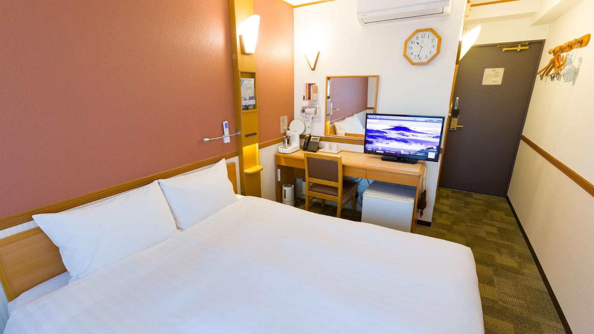 Toyoko Inn Kanazawa Kenrokuen Korimbo Pokoj fotografie